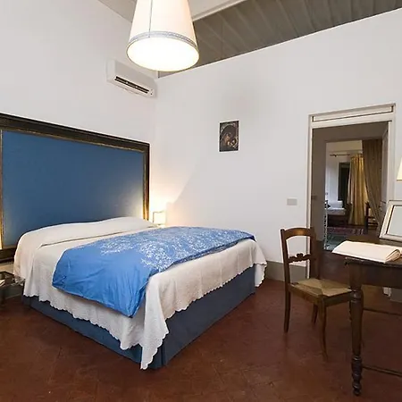 Bed & Breakfast Relais Sassetti 3*